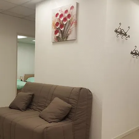 Apartment Grand Format